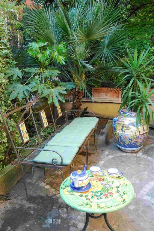 The Vault Suite Rome Bagian luar foto